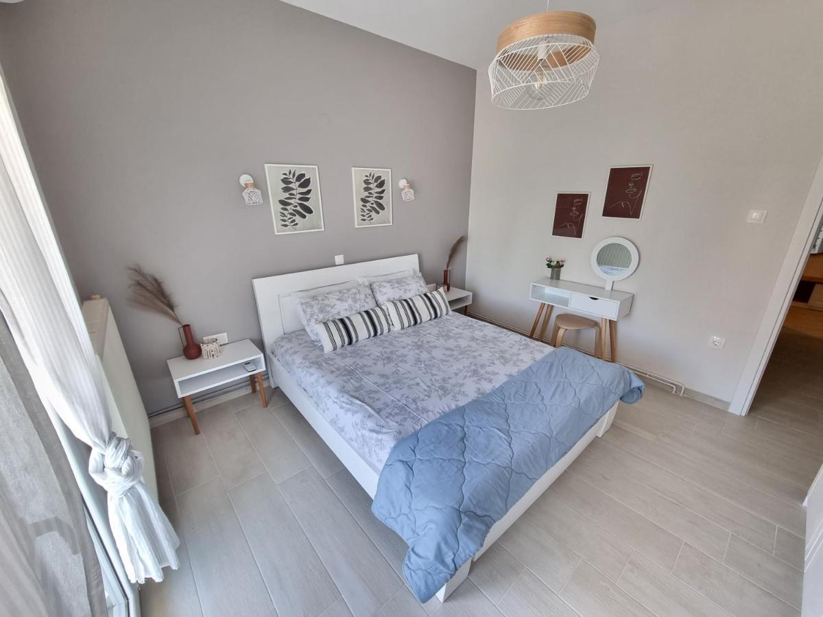 Our Home-Fully Renovated Apartments And Studios By The Sea Nikíti Eksteriør bilde
