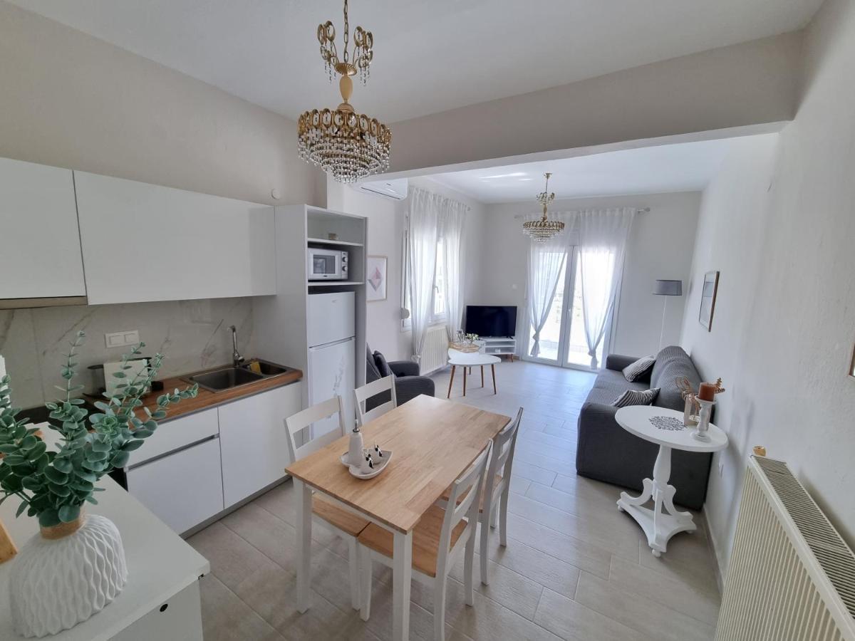 Our Home-Fully Renovated Apartments And Studios By The Sea Nikíti Eksteriør bilde
